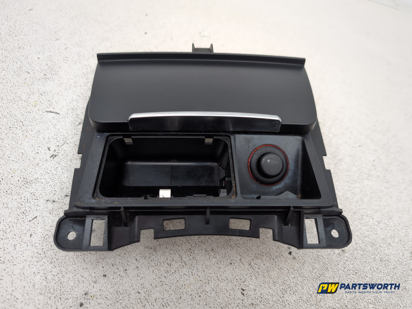 Audi A4 S Line Black Edit Tdi Quat Centre Console Ashtray Charging Point - photo 4