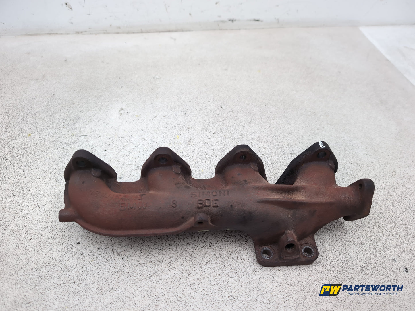 Exhaust Manifold 4