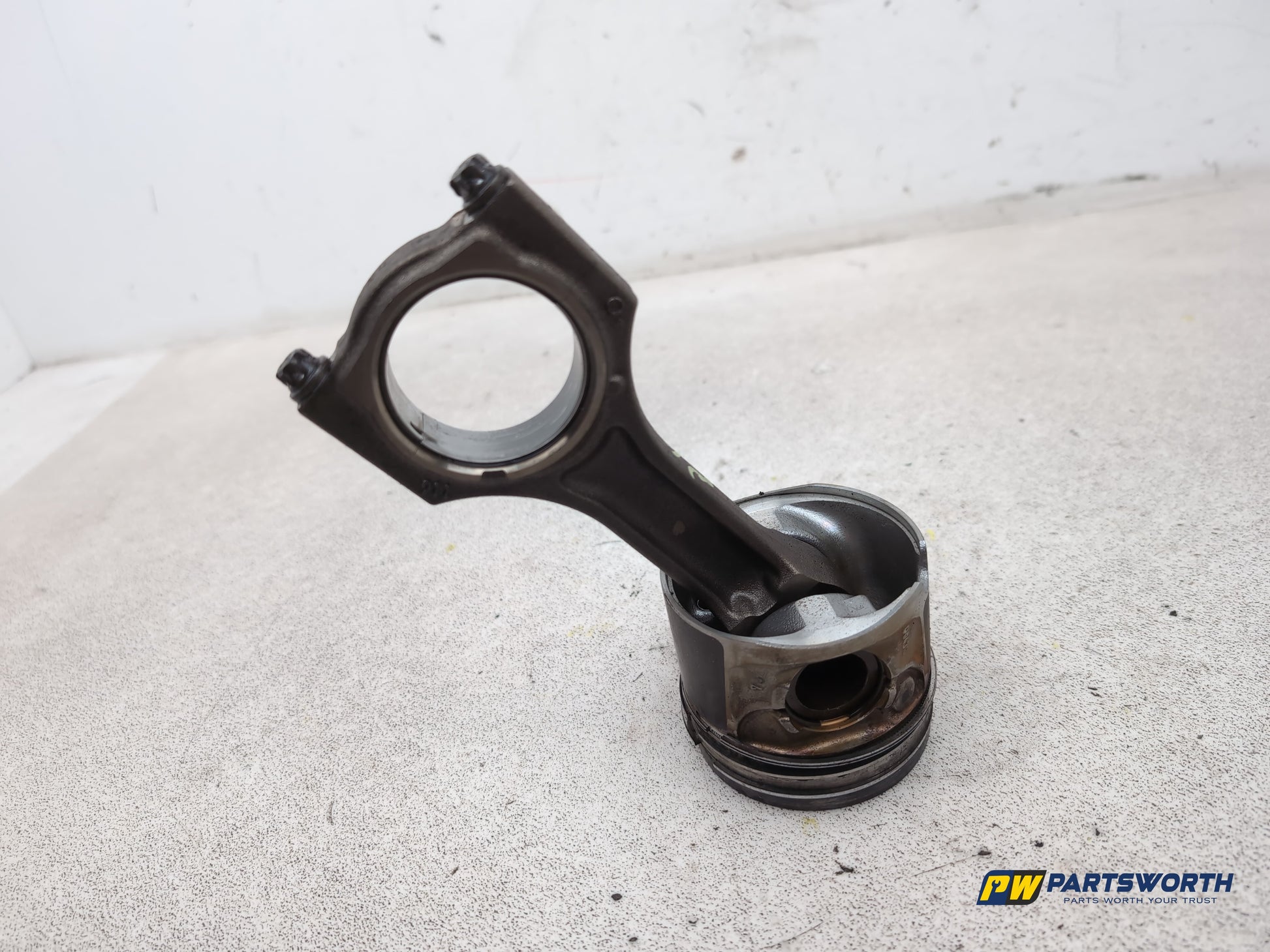 Bmw F30 F32 F33 F10 F01 F06 F15 2.0l N47d20c Engine Piston And Connecting Rod - photo 4