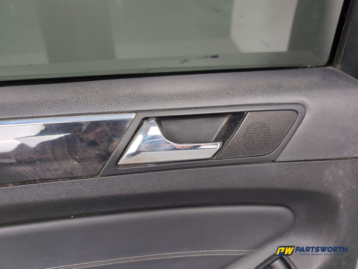 Door Rear LH 10