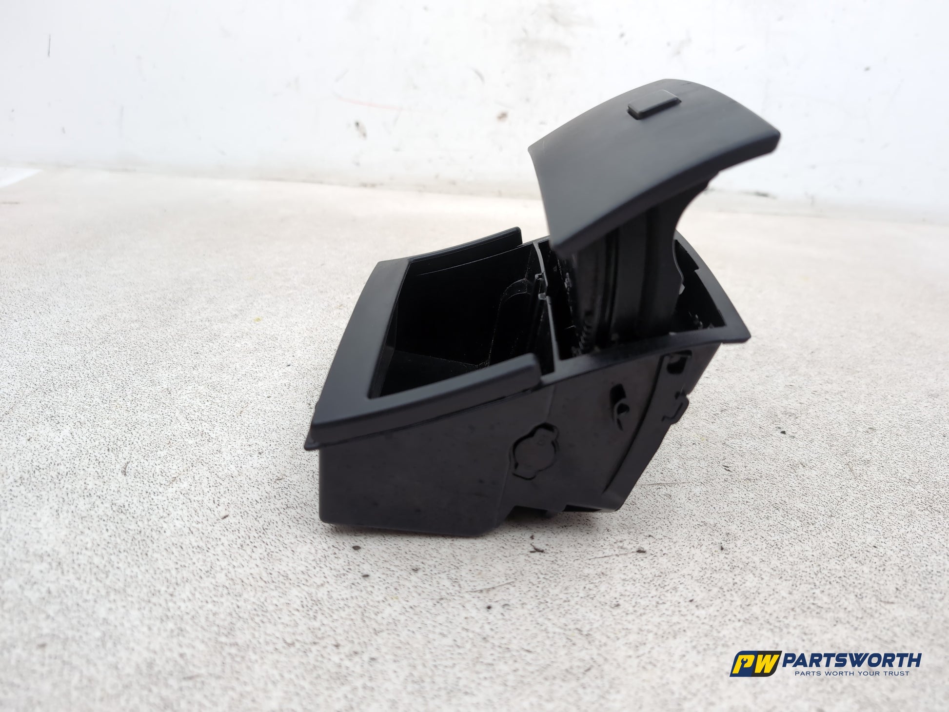 Centre Console Storage Tray 4