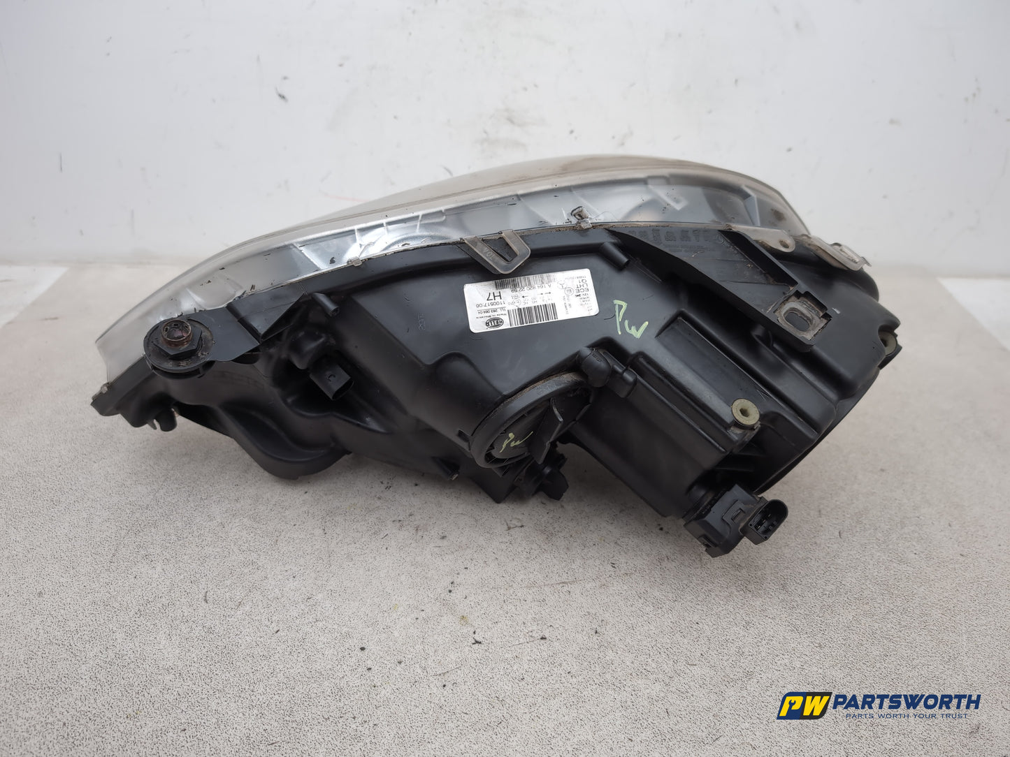 Headlamp RH 4