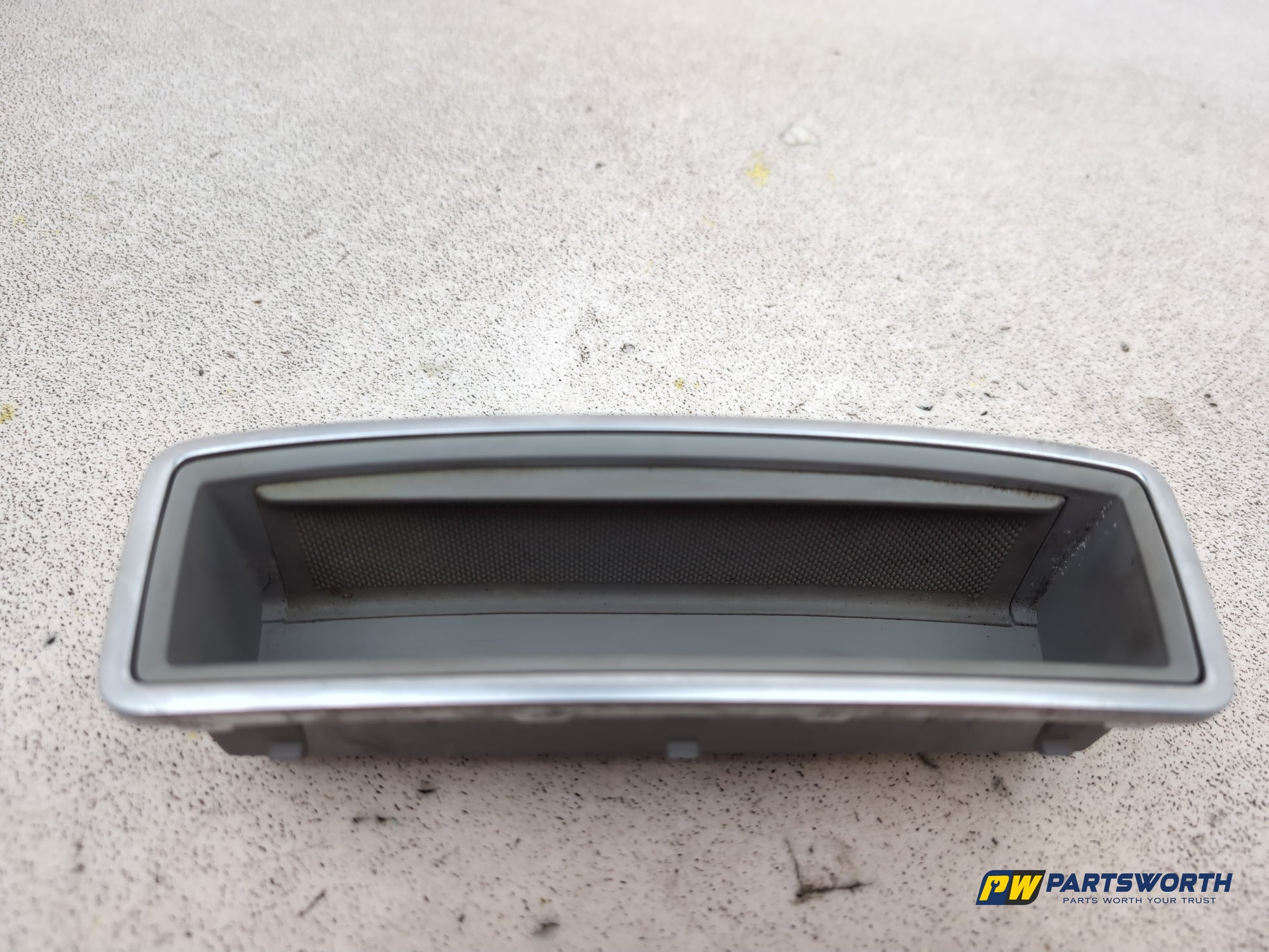 Centre Console Storage Tray 4