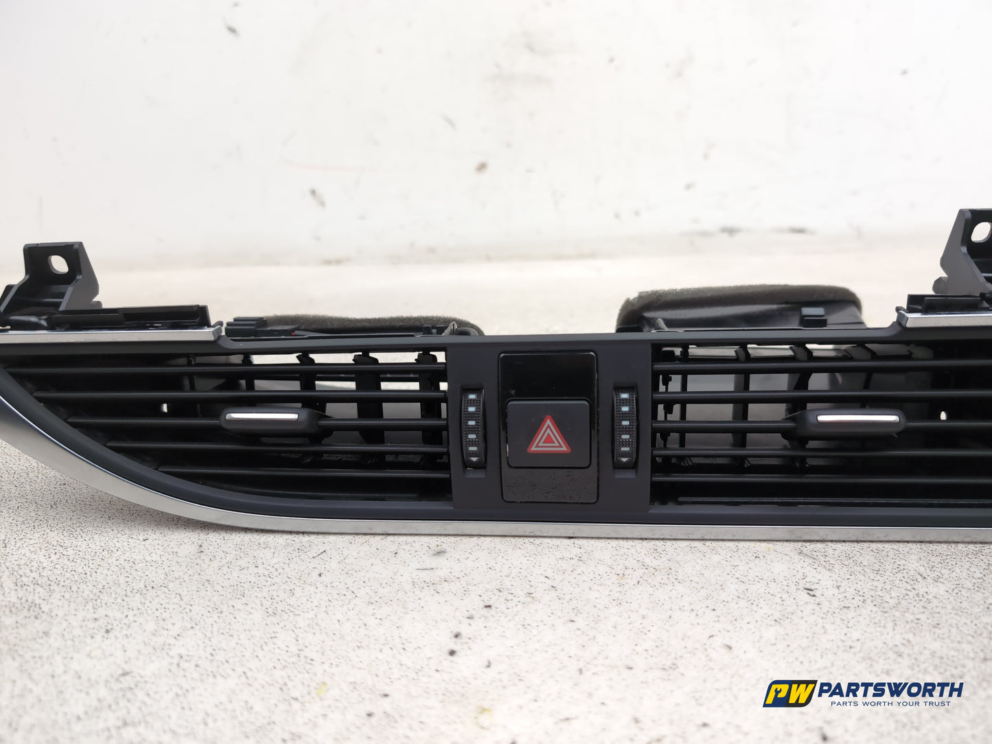 Dashboard Trim With Air Vent  4