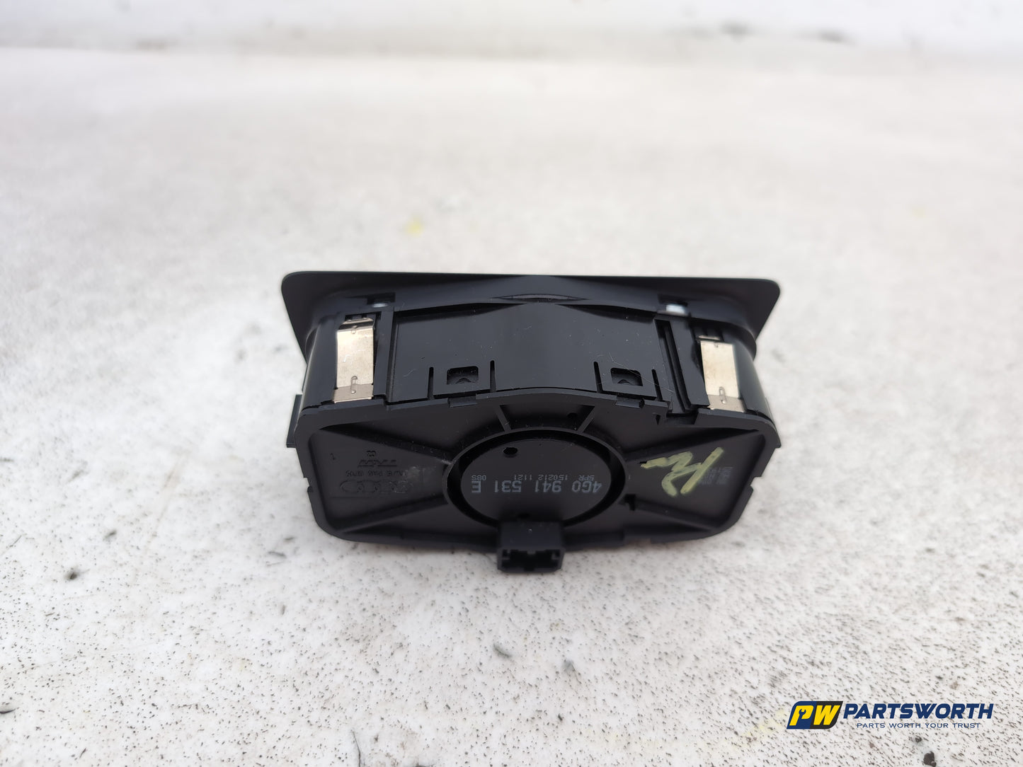 Switch Headlamp 4