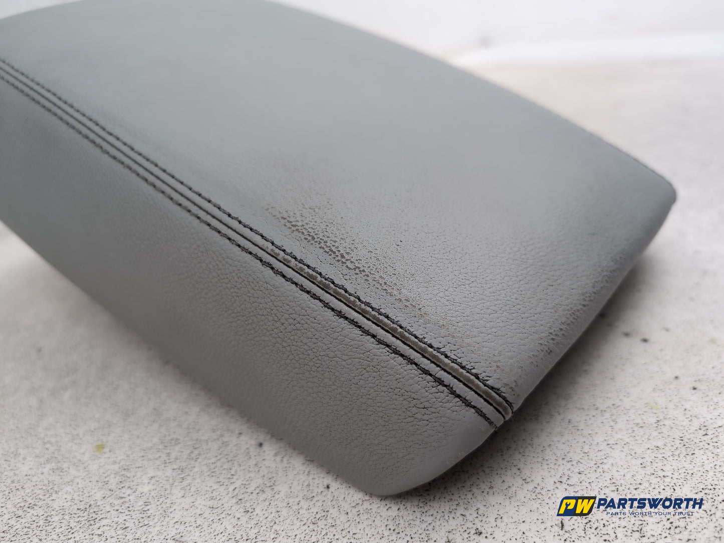Audi A6 Se Tdi Quattro Auto Centre Console Armrest 2011-2012 - photo 4