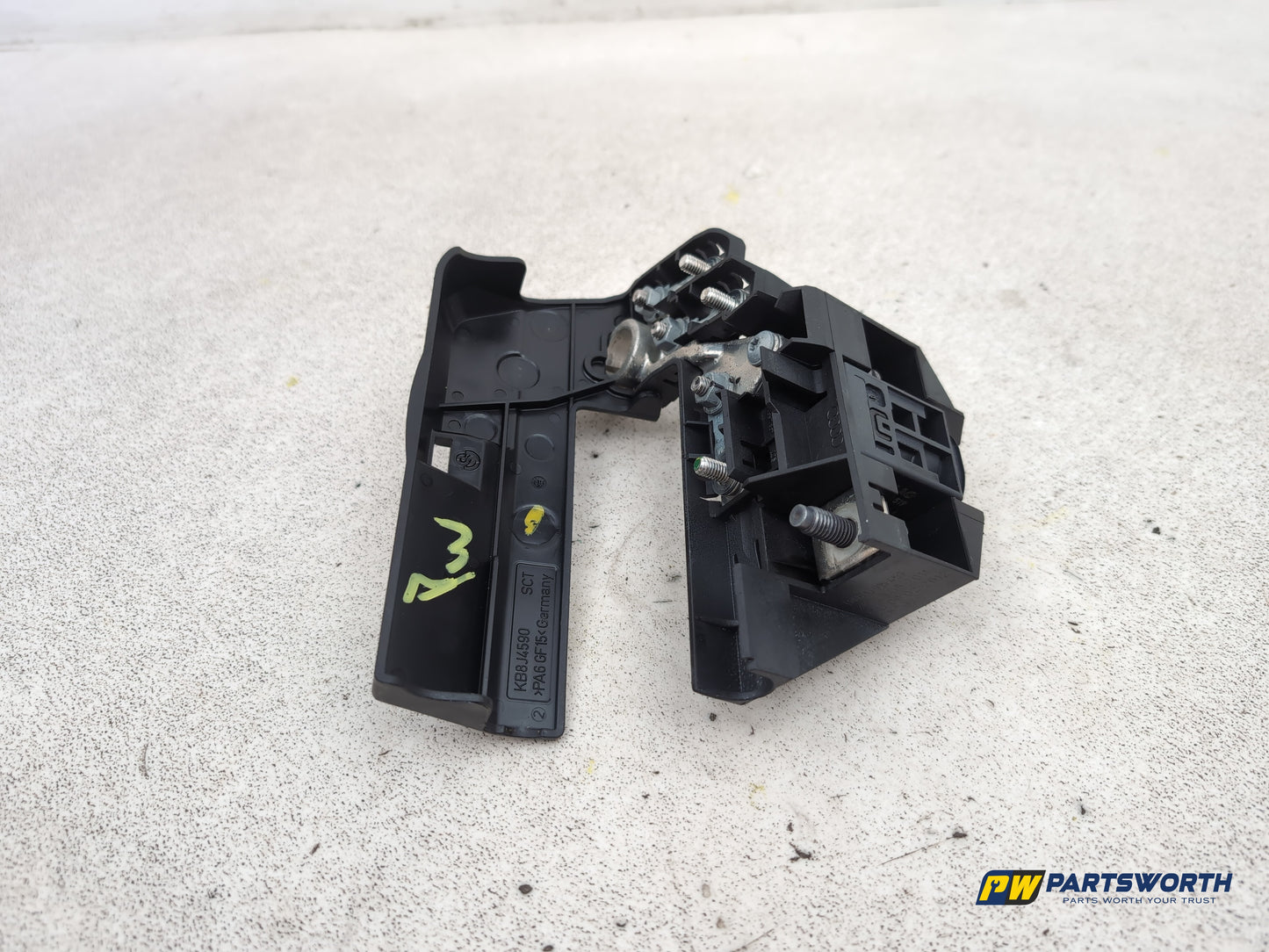 Positive Pole Battery Power Boot Distribution Fuse Box 4