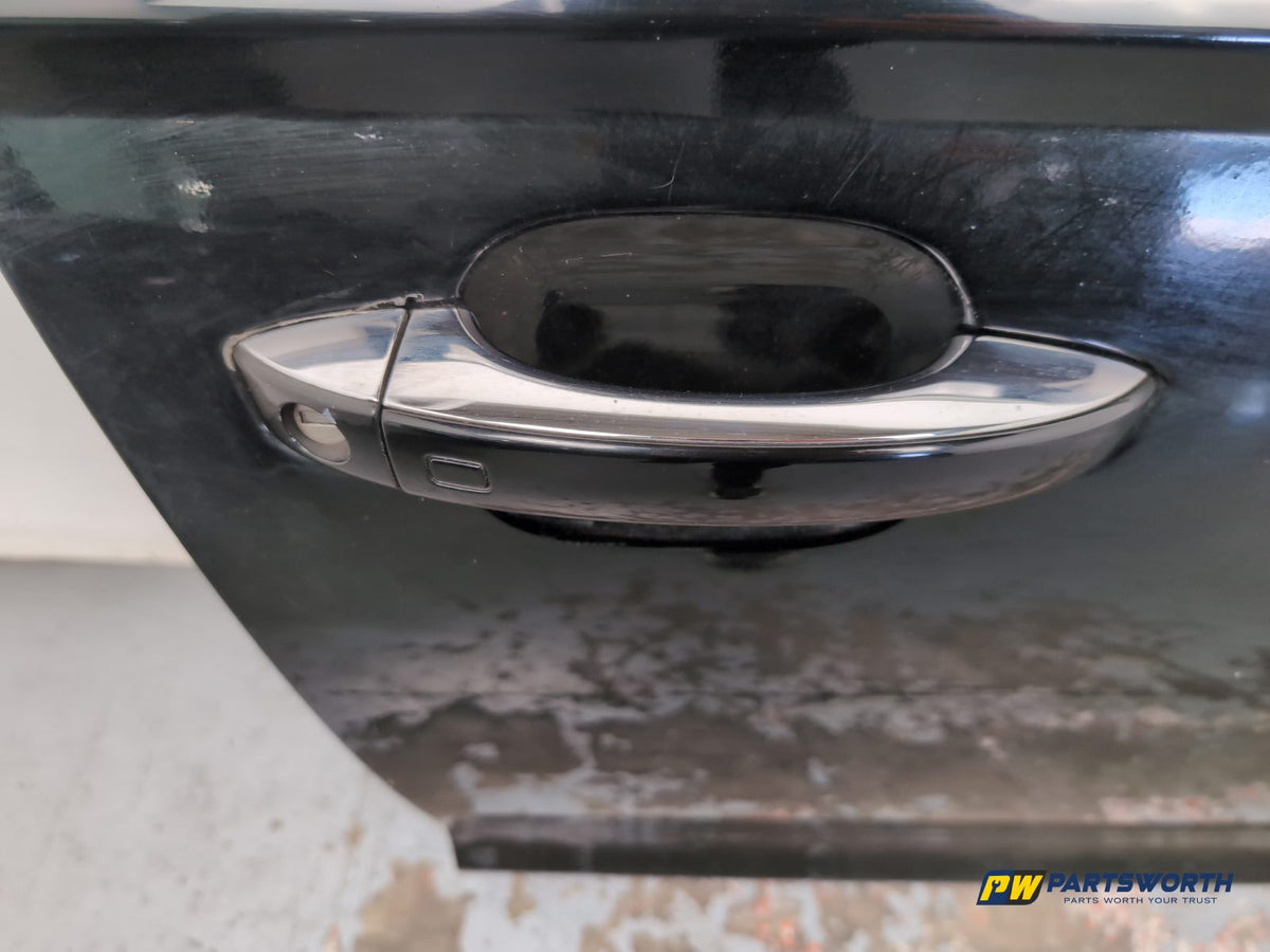 Door Front RH 4