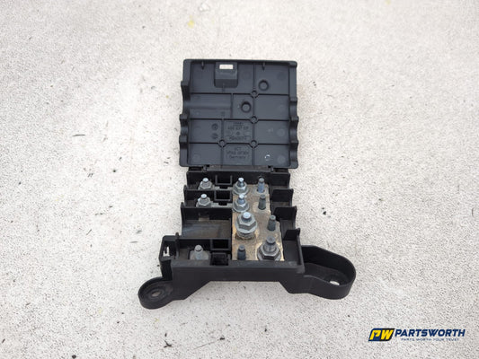 Fuse and Relay Box 1 4