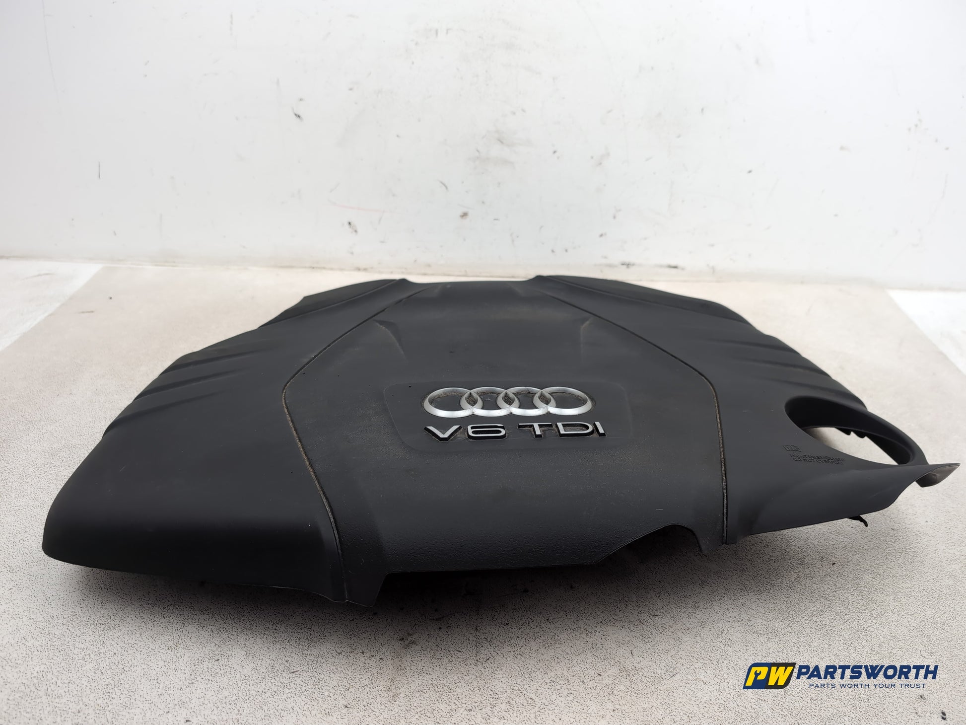 Audi A6 Se Tdi Quattro Auto Engine Cover 059103925 2011-2014 - photo 4