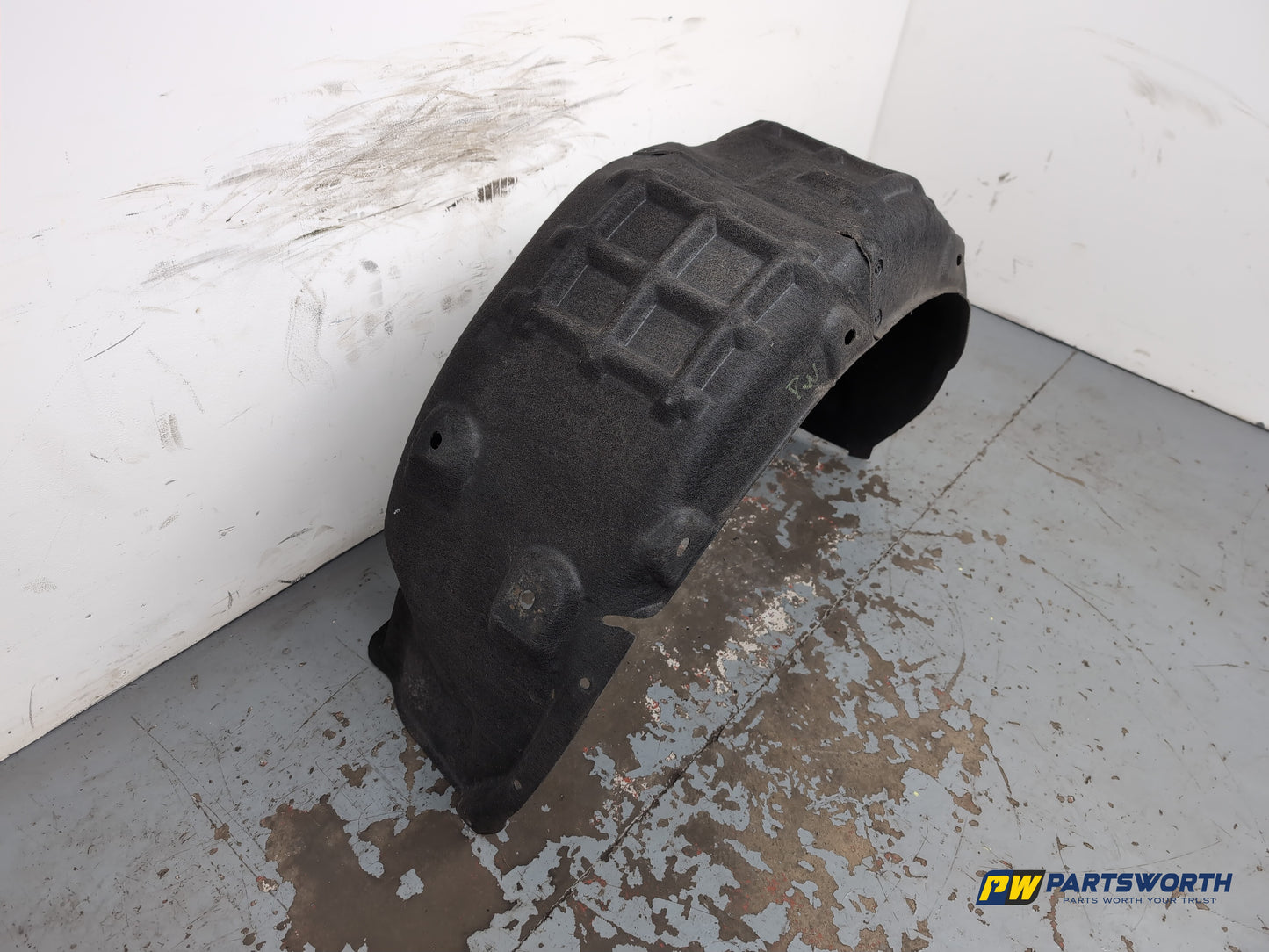 Moulding Wheel Arch Rear RH 4
