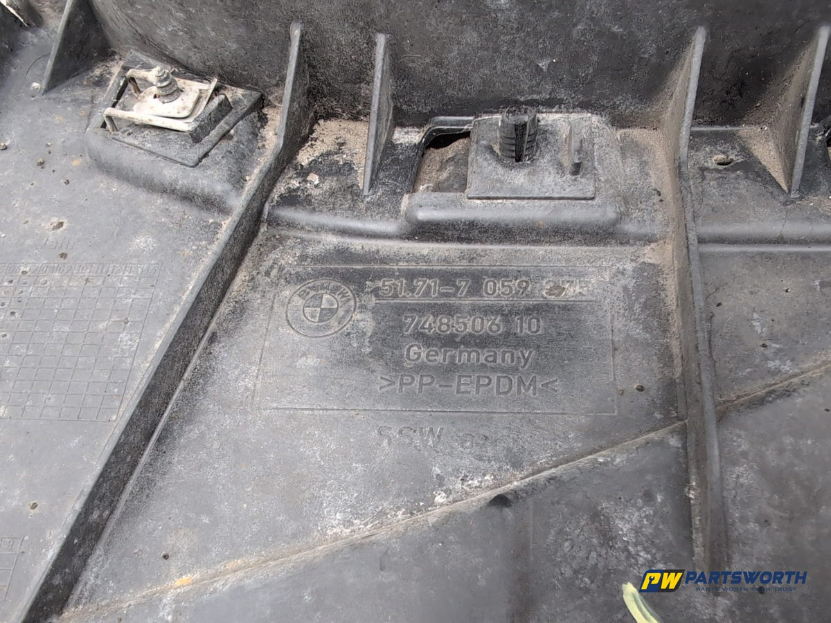 Wheel Arch Inner Trim Front LH 4