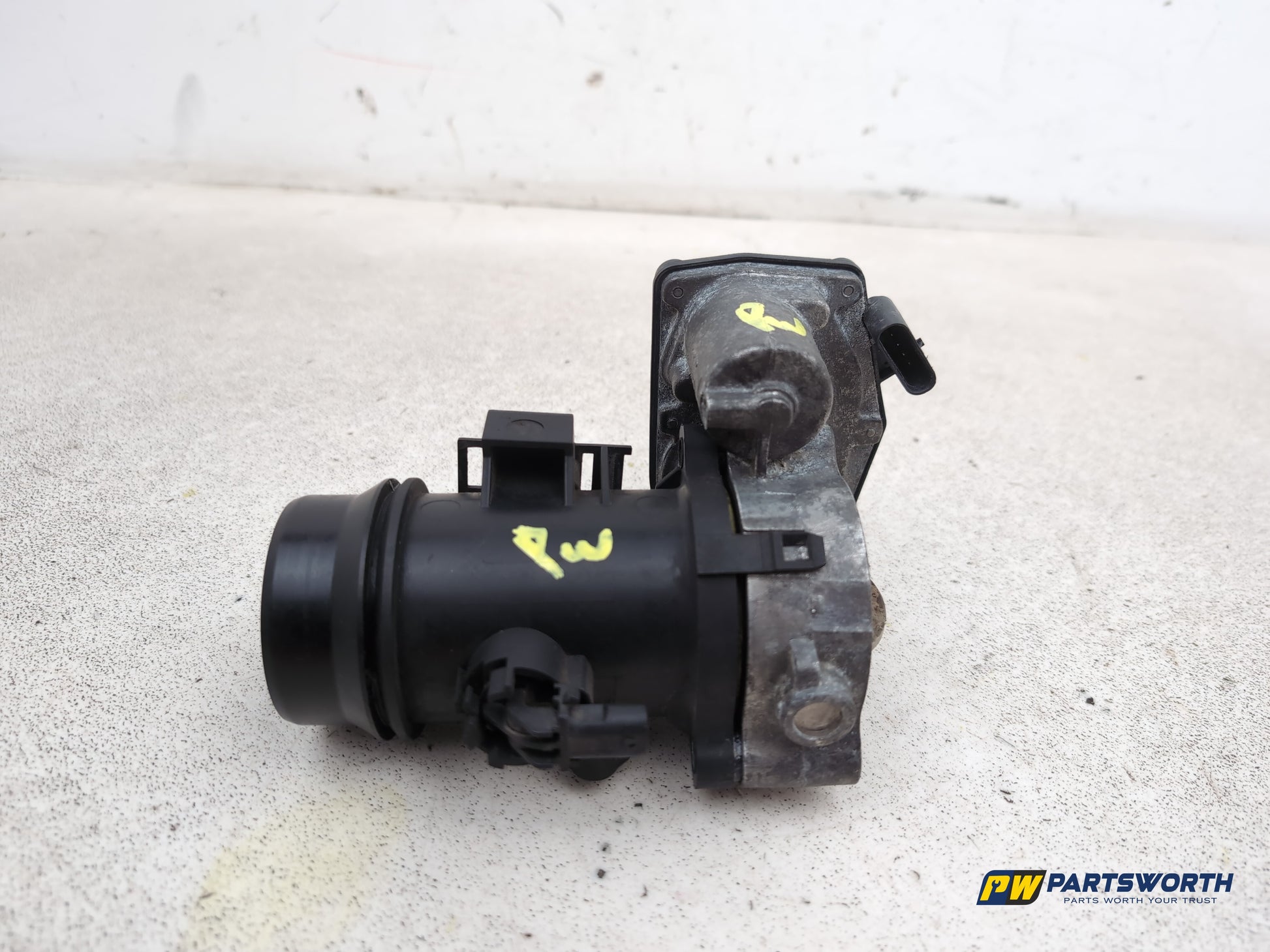 Bmw 5 Series F10 Throttle Body 7810752 2013-2017 - photo 4