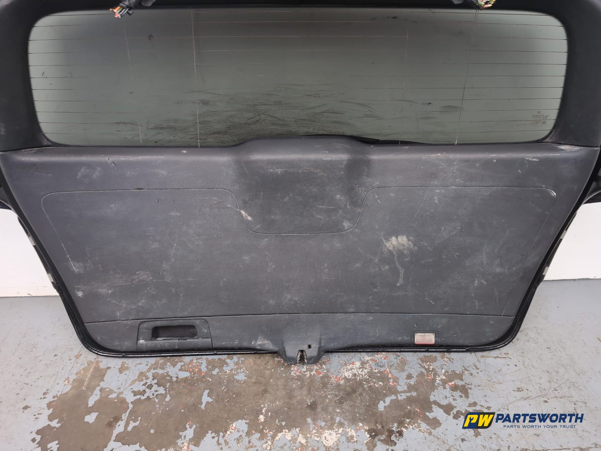 Boot Lid 10