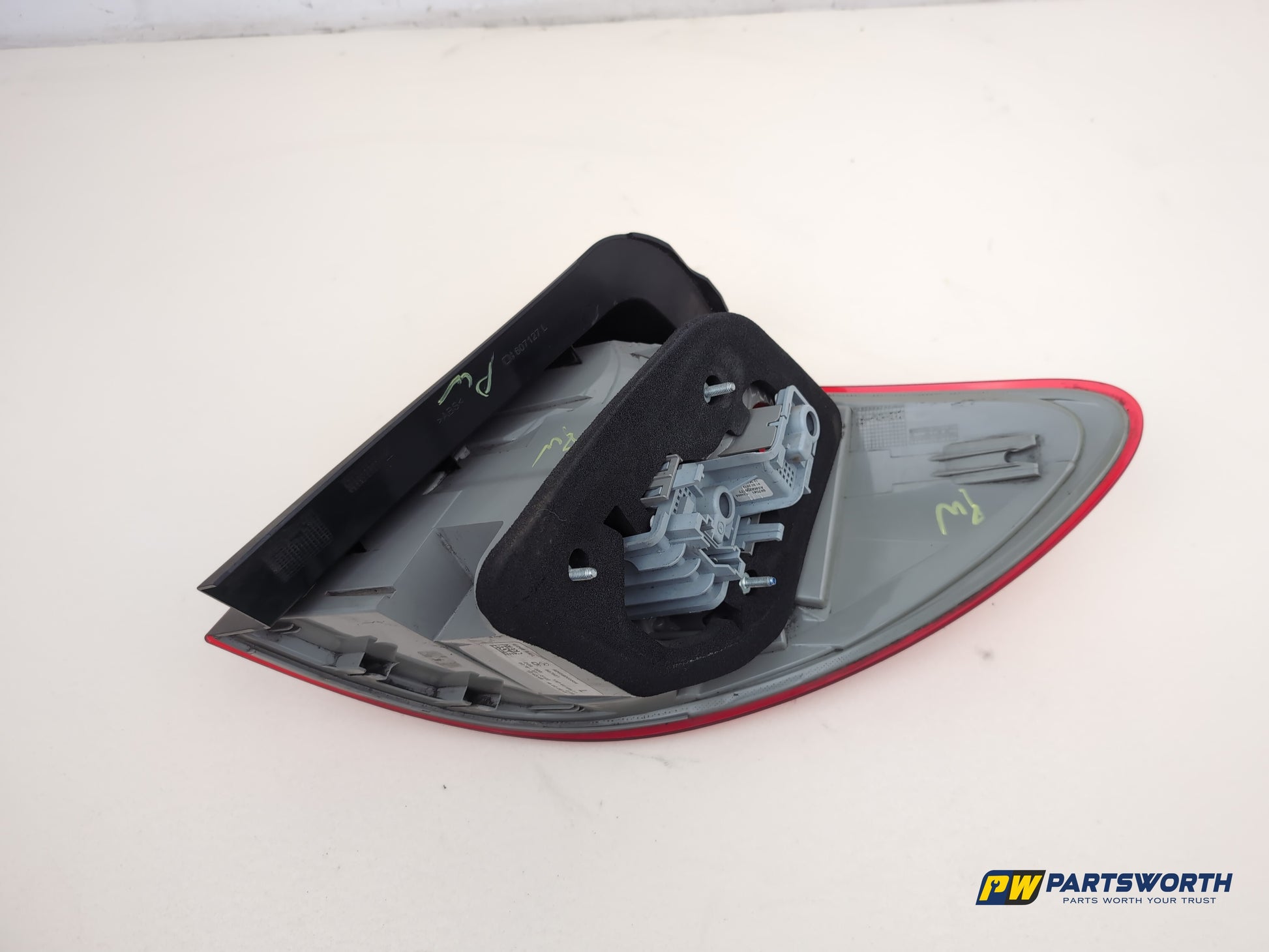 Mercedes-Benz B180 Blueefficiency Sport Cdi Lamp Assembly Rear Passenger Side - photo 4