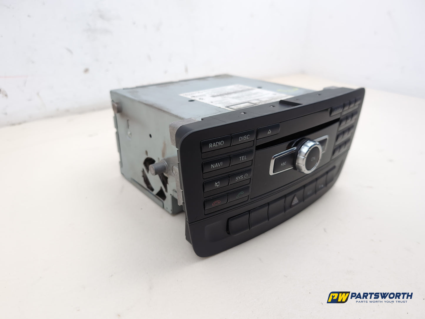 Radio - DAB/CD Player, Display screen + Facia  4