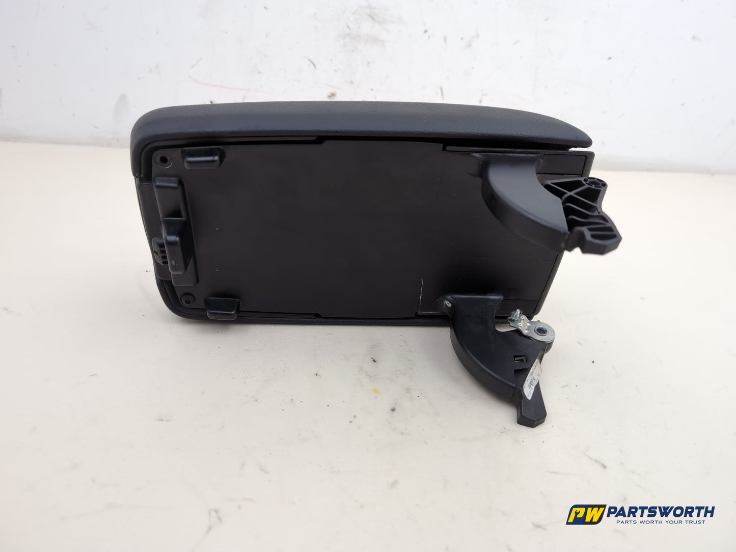 Mercedes-Benz B180 Blueefficiency Sport Cdi Centre Console Armrest Black Leather - photo 4
