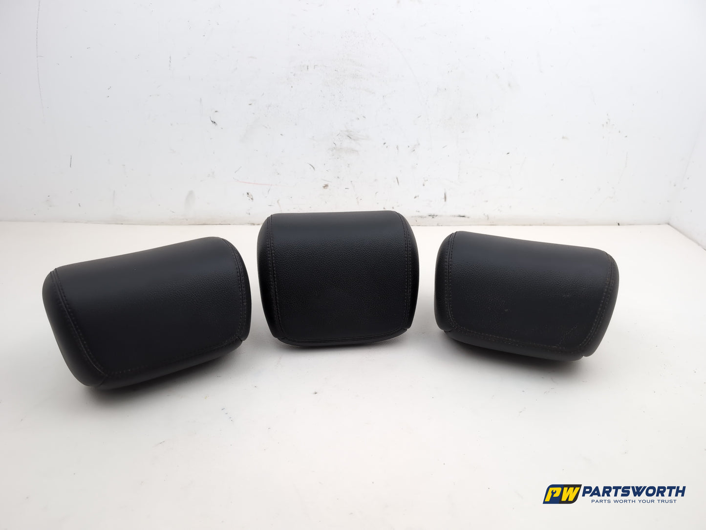 Rear Headrest 4