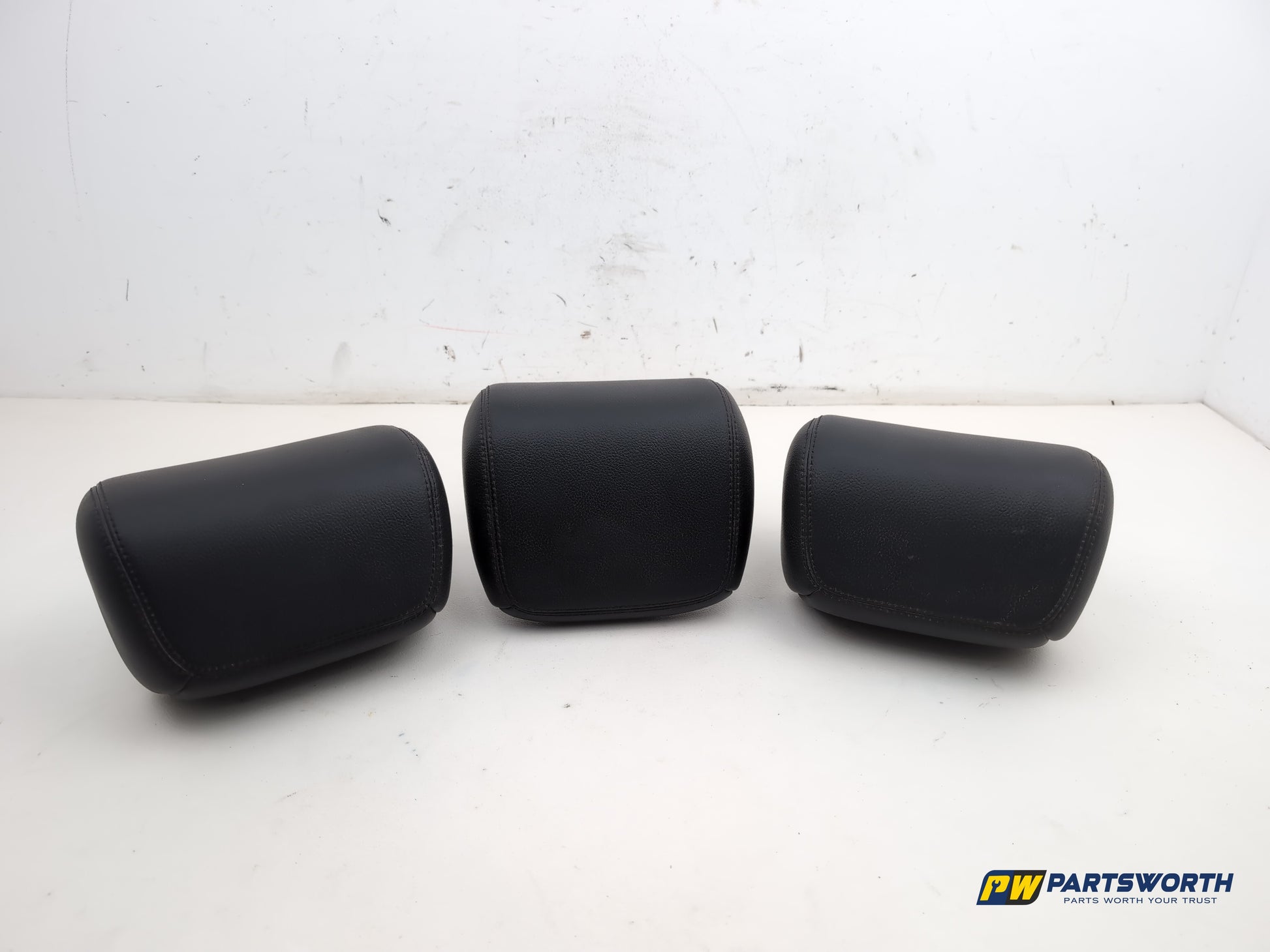 Rear Headrest 4