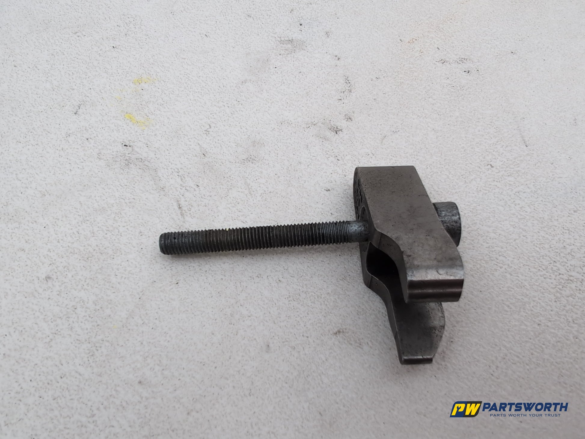 Mercedes-Benz B180 Blueefficiency Sport Cdi Fuel Injector Clamp And Bolt - photo 4