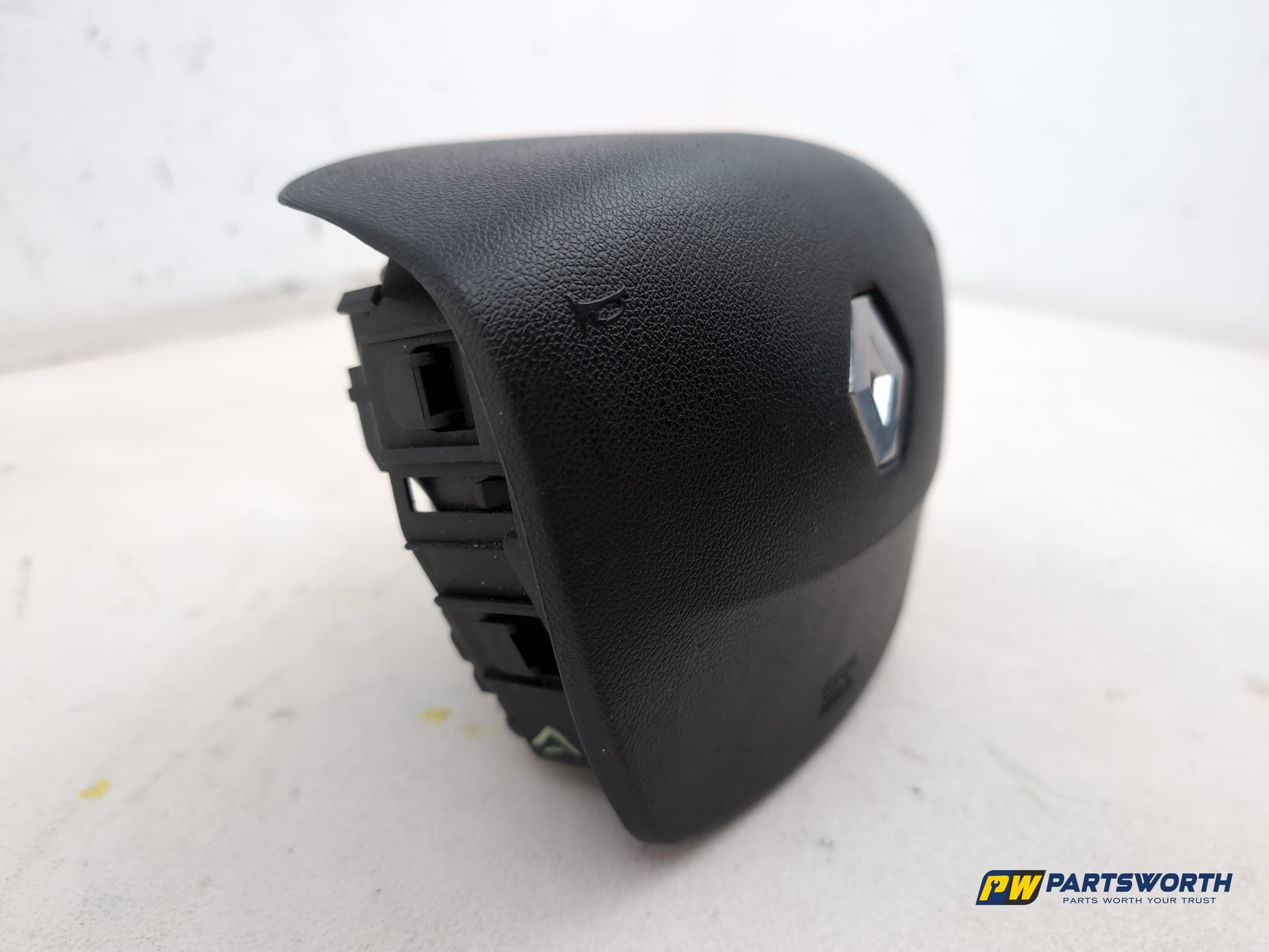 Renault Megane Expression Vvt 110 Steering Wheel Cover 985100007r - photo 4