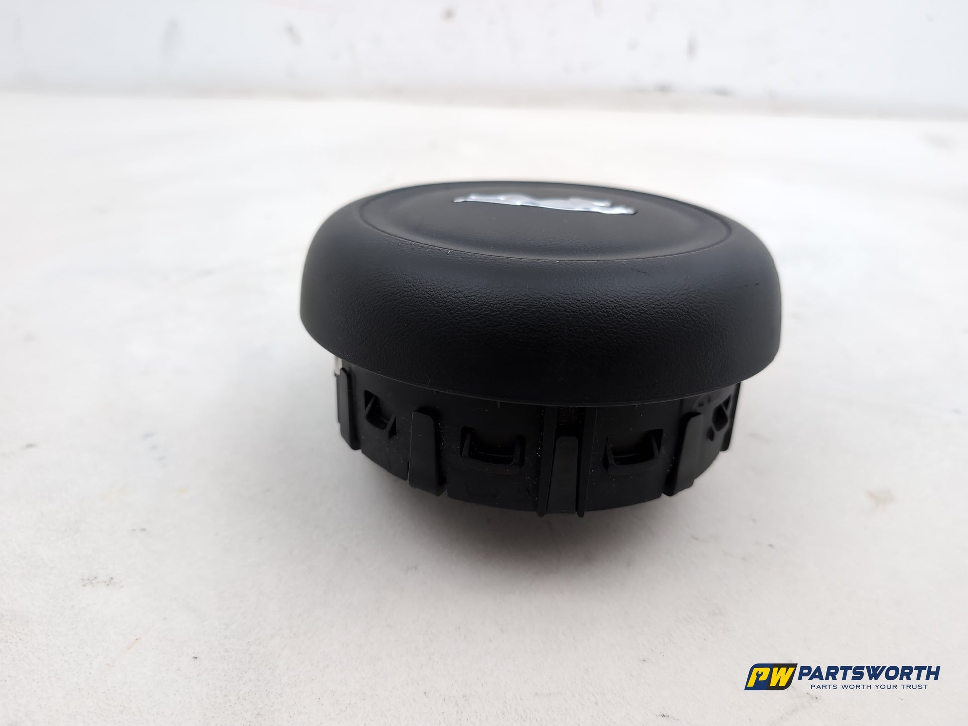 Jaguar Xe R-Sport D Steering Wheel Cover 3084484 - photo 4