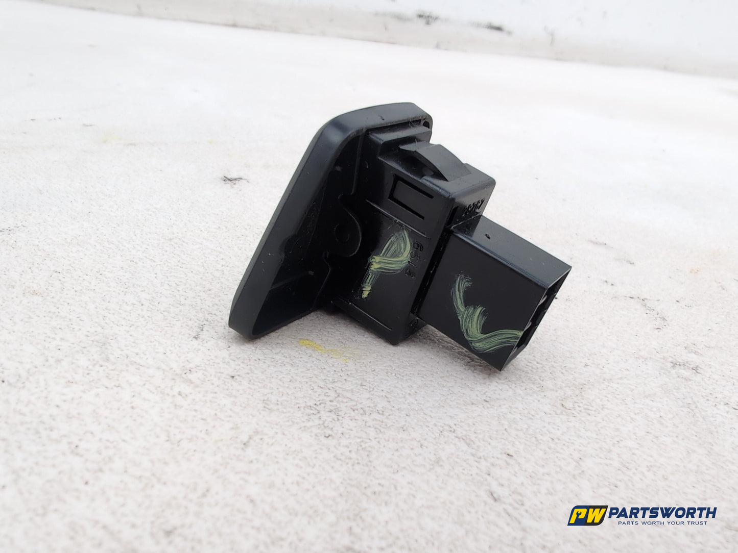 Fiat 500 Pop Front Door Left Passenger Side Window Switch 2007-2009 - photo 4