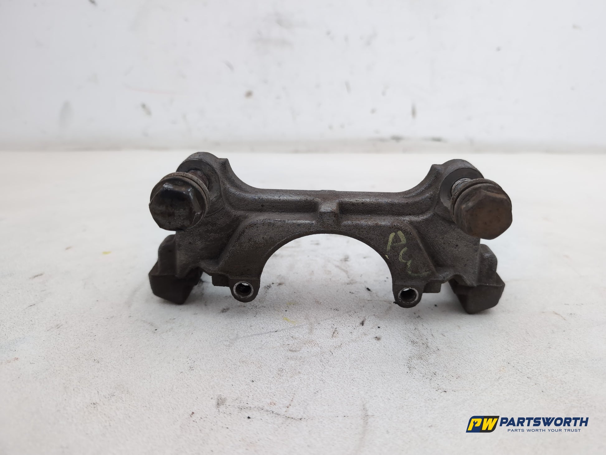 Audi A4 S Line Black Edit Tdi Quat Brake Caliper Support Front Passenger Side - photo 4