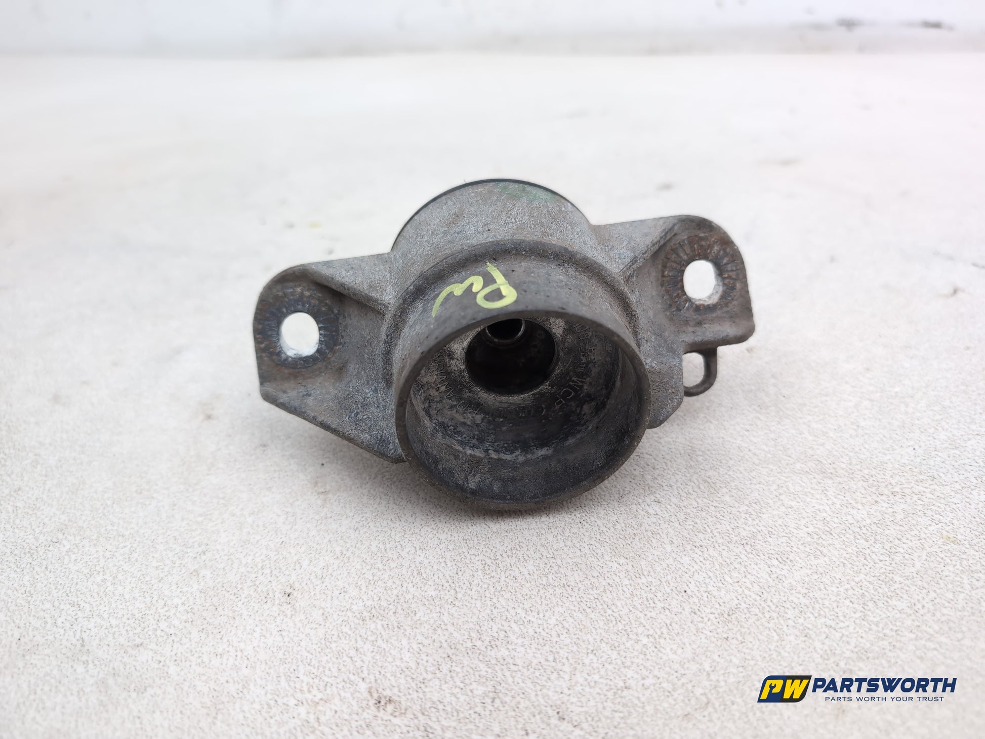 Audi A4 S Line Black Edit Tdi Quat Rear Strut Mount 8k0513353e 2012-2015 - photo 4