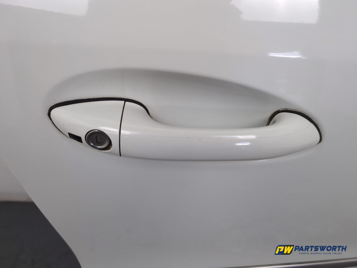 Door Front RH 4