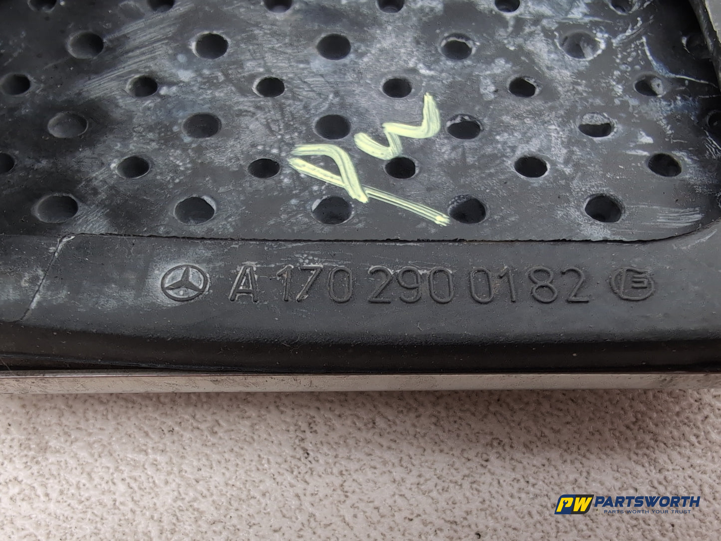 Mercedes-Benz Ml350 Spt Cdi Blueef-Cy A Pedal Set Cover A1702900182 2009-2011 - photo 4