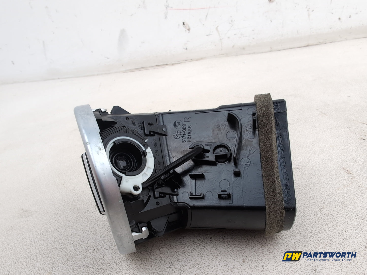 Dashboard Trim With Air Vent  4