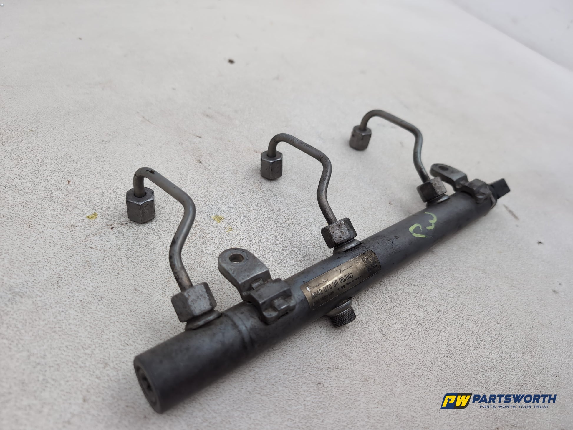 Fuel Rail 4