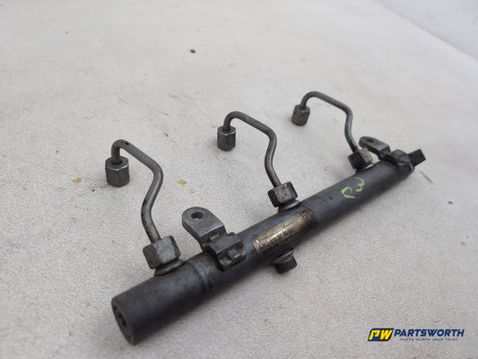 Fuel Rail 4