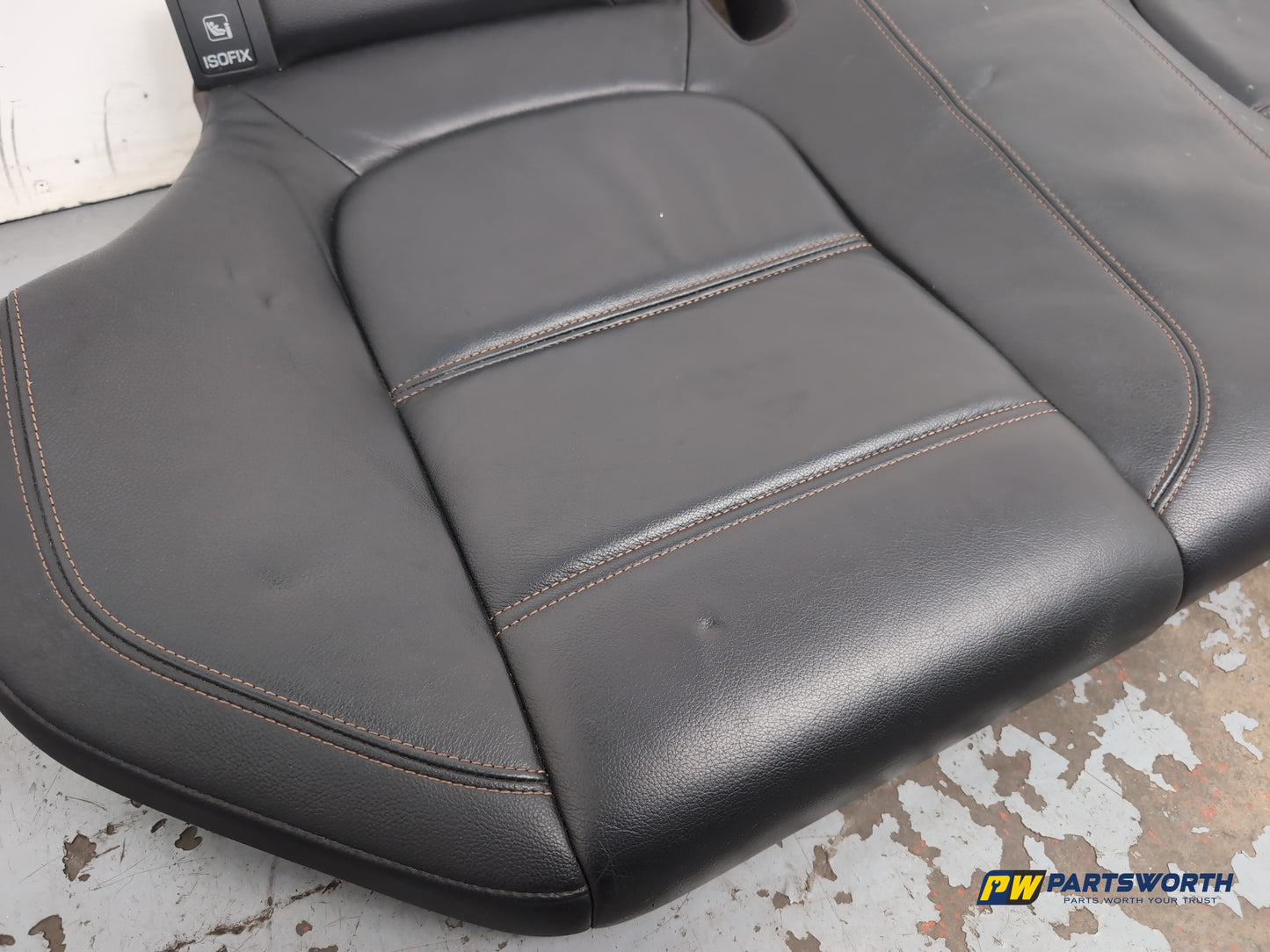 Jaguar Xe Prestige D Auto Leather Bench Seat Rear 2015-2018 - photo 4