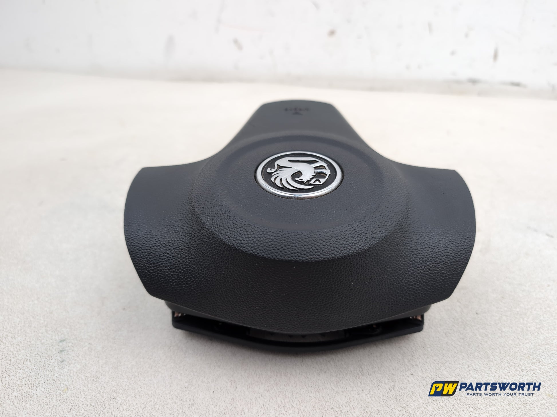 Vauxhall Corsa Se Steering Wheel Cover 13235771 - photo 4