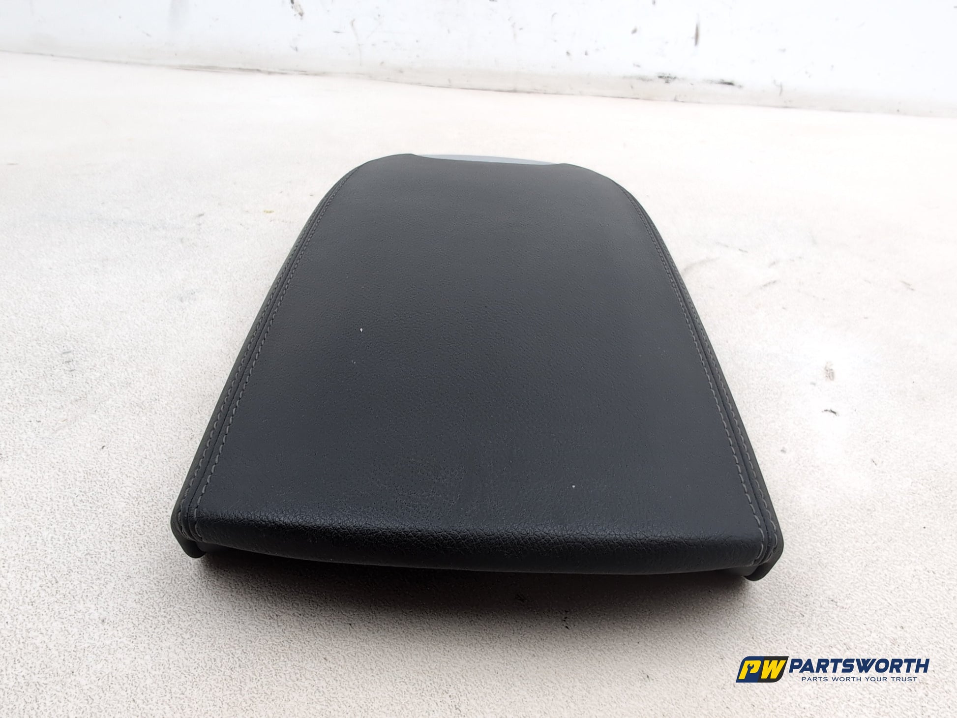 Centre Console Armrest 4