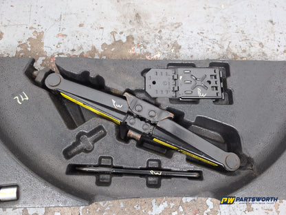 Vehicle Tool Kit 4