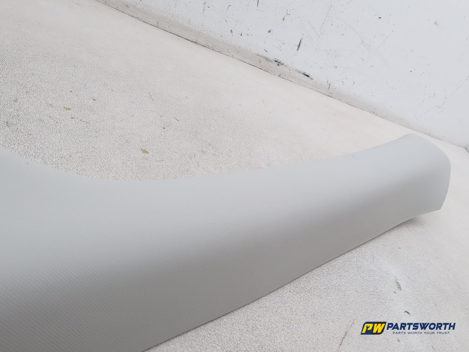 LH A Pillar Trim  4