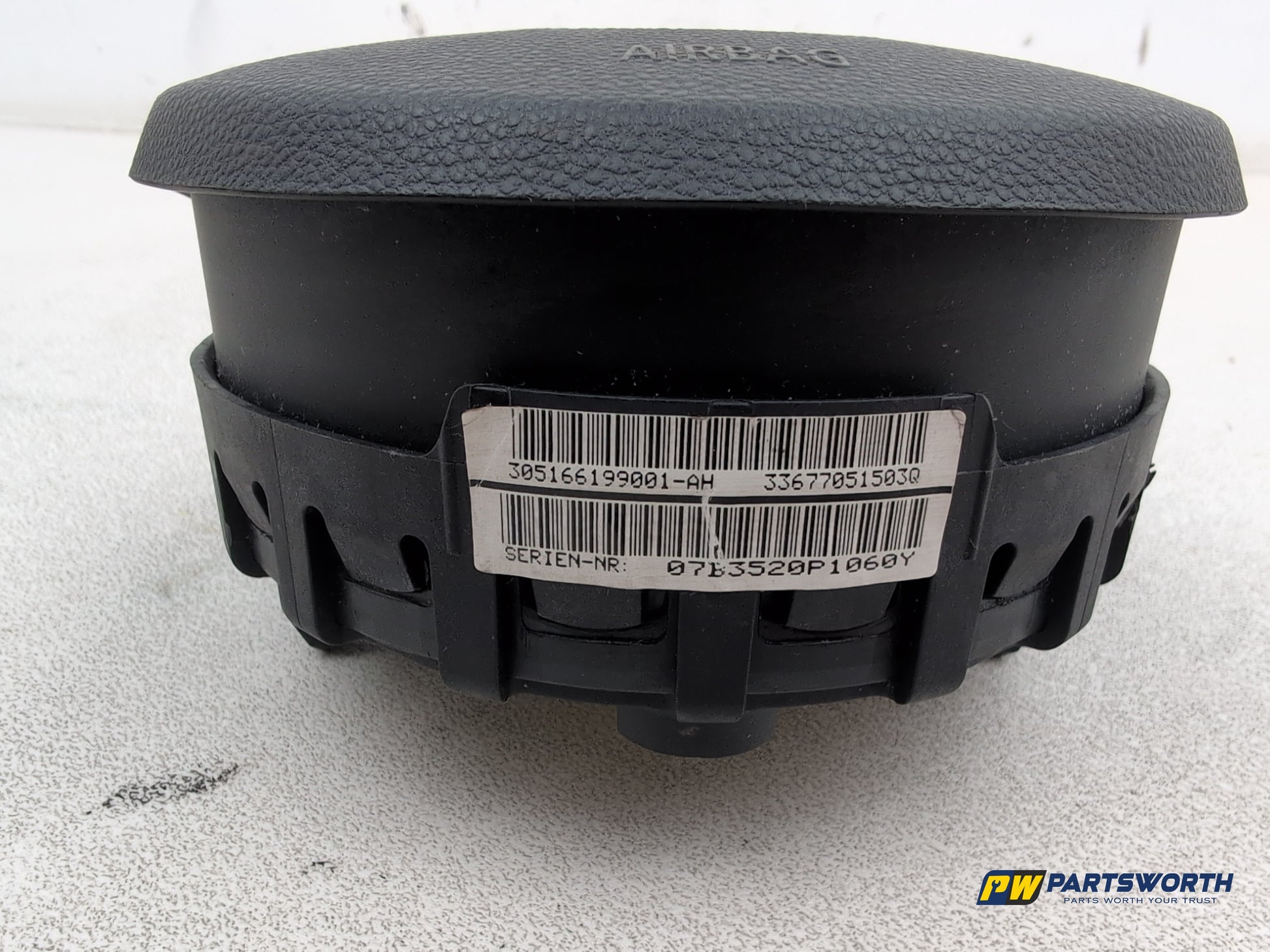 Bmw 1 3 5 X1 Series E81 E87 E88 E82 E84 E90 Steering Wheel Cover 305166199001 - photo 4