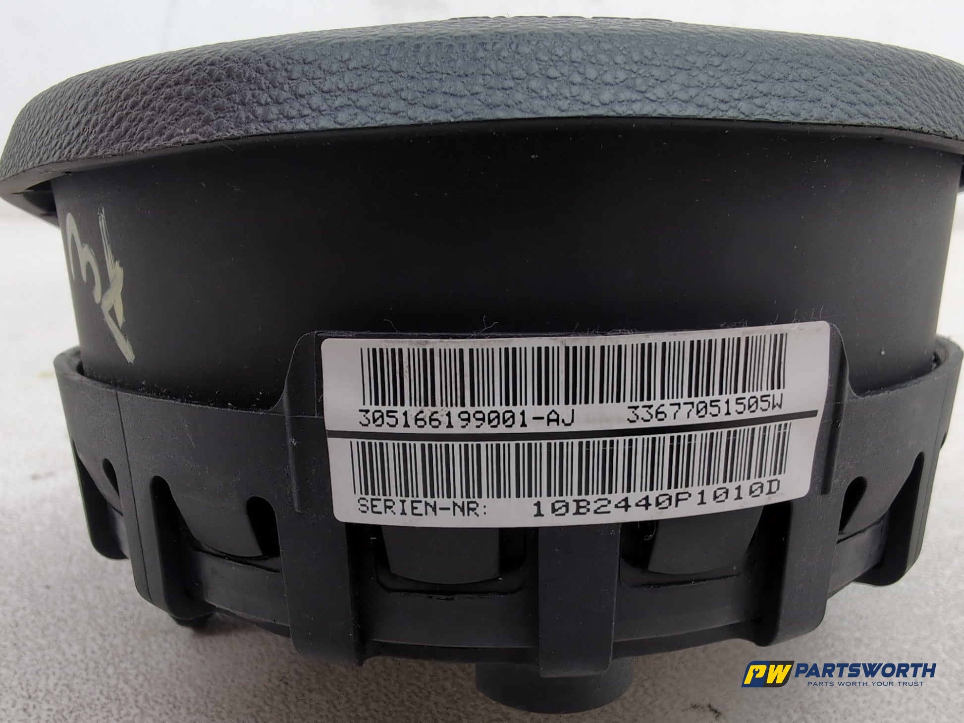 Bmw 1 3 5 X1 Series E81 E87 E88 E82 E84 E90 Steering Wheel Cover 305166199001 - photo 4