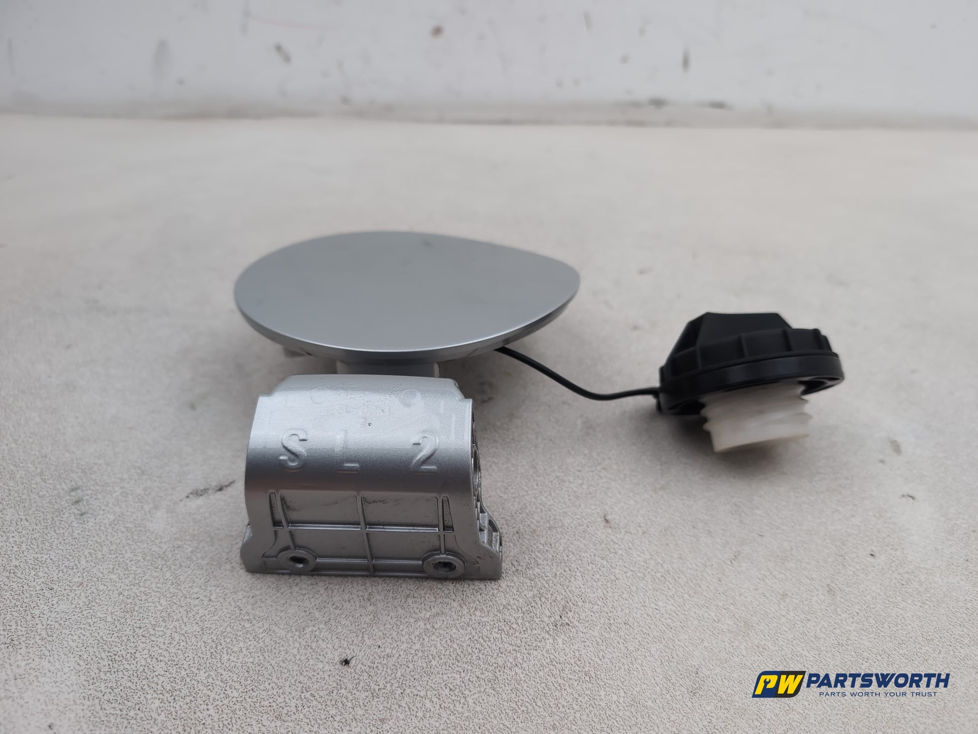 Fuel Filler Flap 4