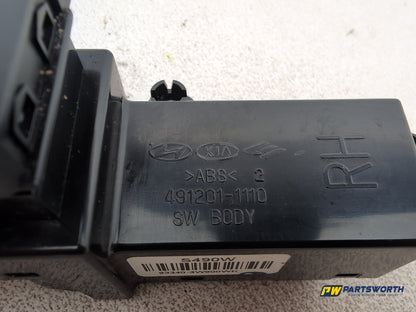 Kia Sportage 3 Sat Nav Crdi Seat Heater Switch Right Side 4912011110 2010-2013 - photo 4