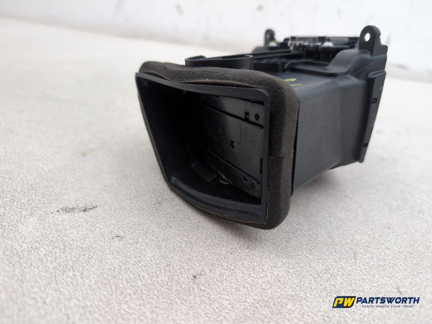 Dashboard Trim With Air Vent  4