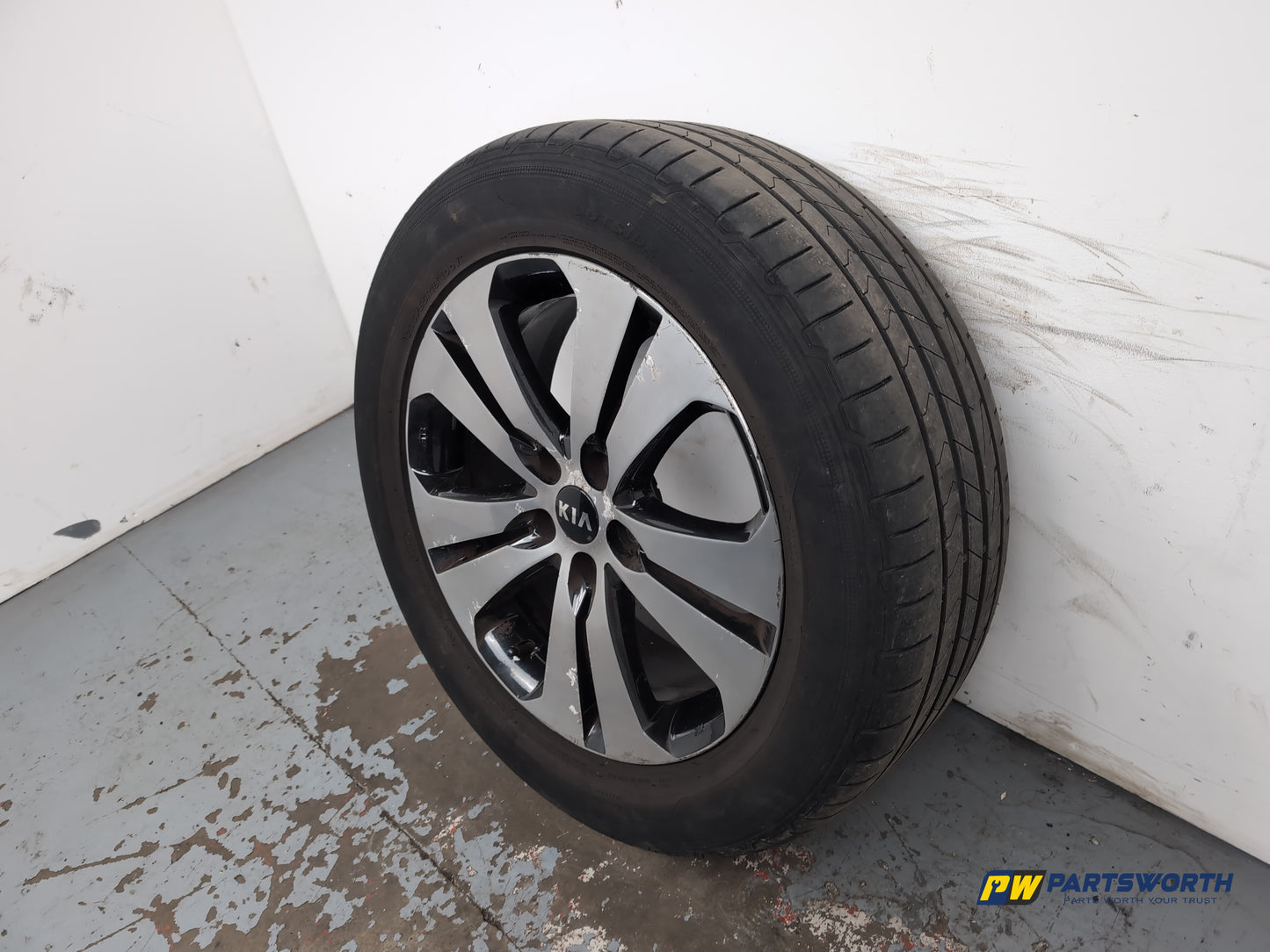 Kia Sportage 3 Sat Nav Crdi Wheel With Tyre 235/55 R18 529103u350 - photo 4