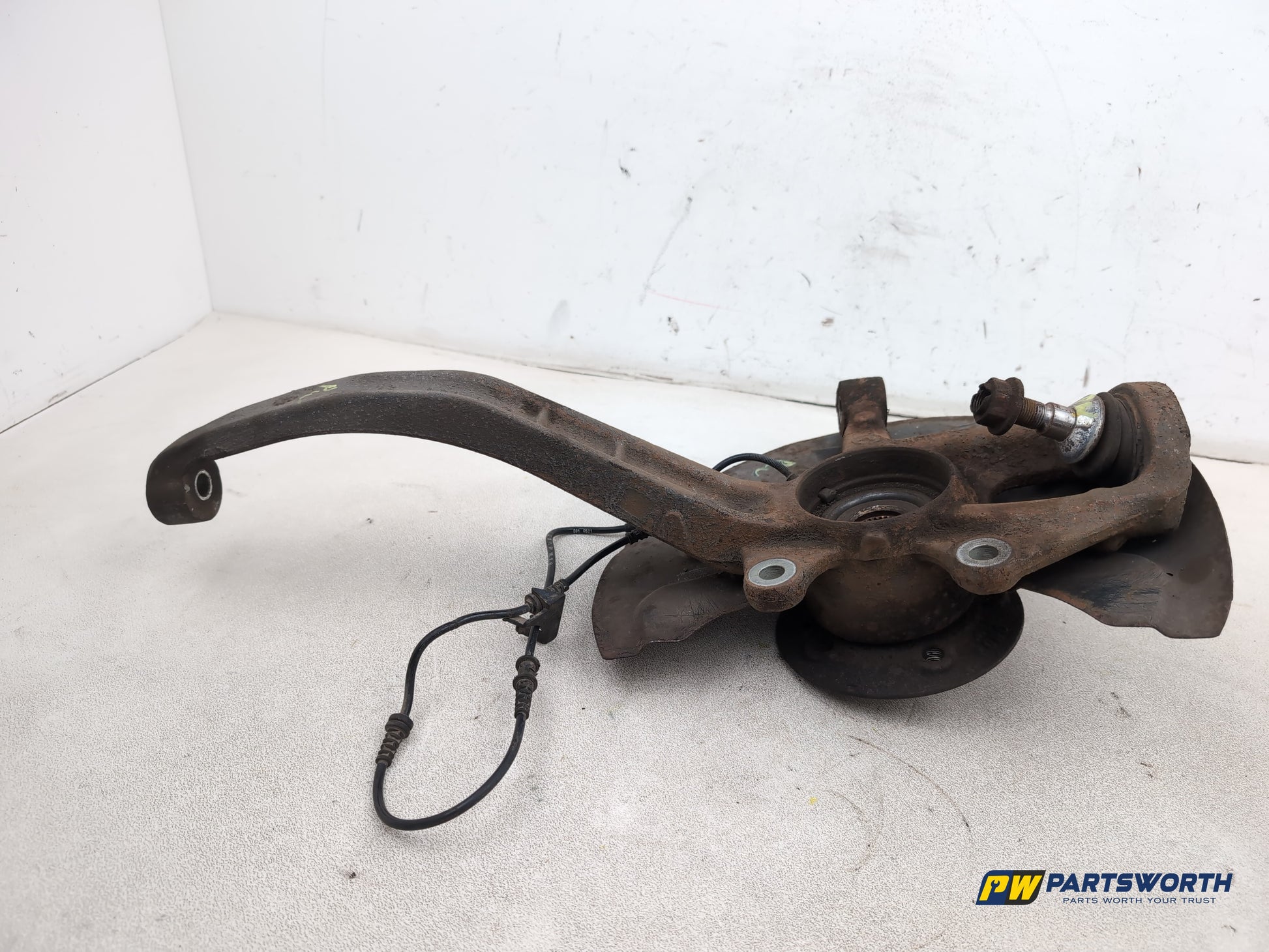 Mercedes-Benz Ml300 Sport Cdi Blue-Cy Wheel Hub Front Lh Passenger Side - photo 4