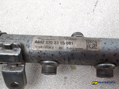 Fuel Rail 4
