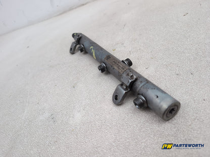 Mercedes-Benz Ml300 Sport Cdi Blue-Cy Injector Fuel Rail 3.0l Diesel A6420703095 - photo 4