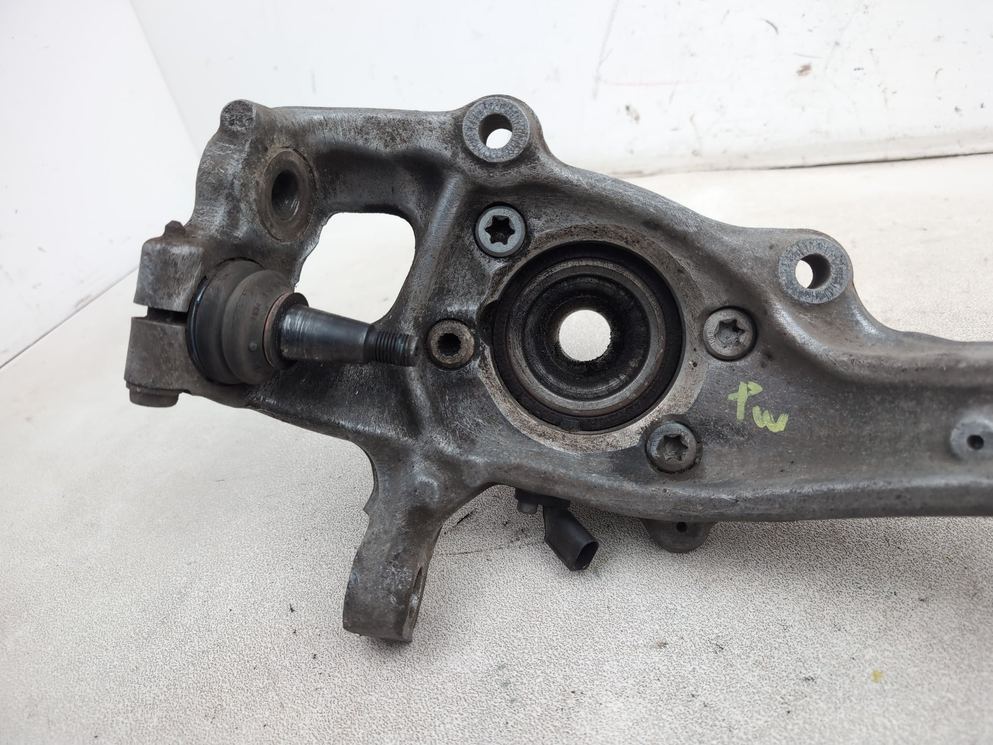 Audi A6 Se Tdi Quattro Autowheel Hub Front Lh Passenger Side 2011-2014 - photo 4
