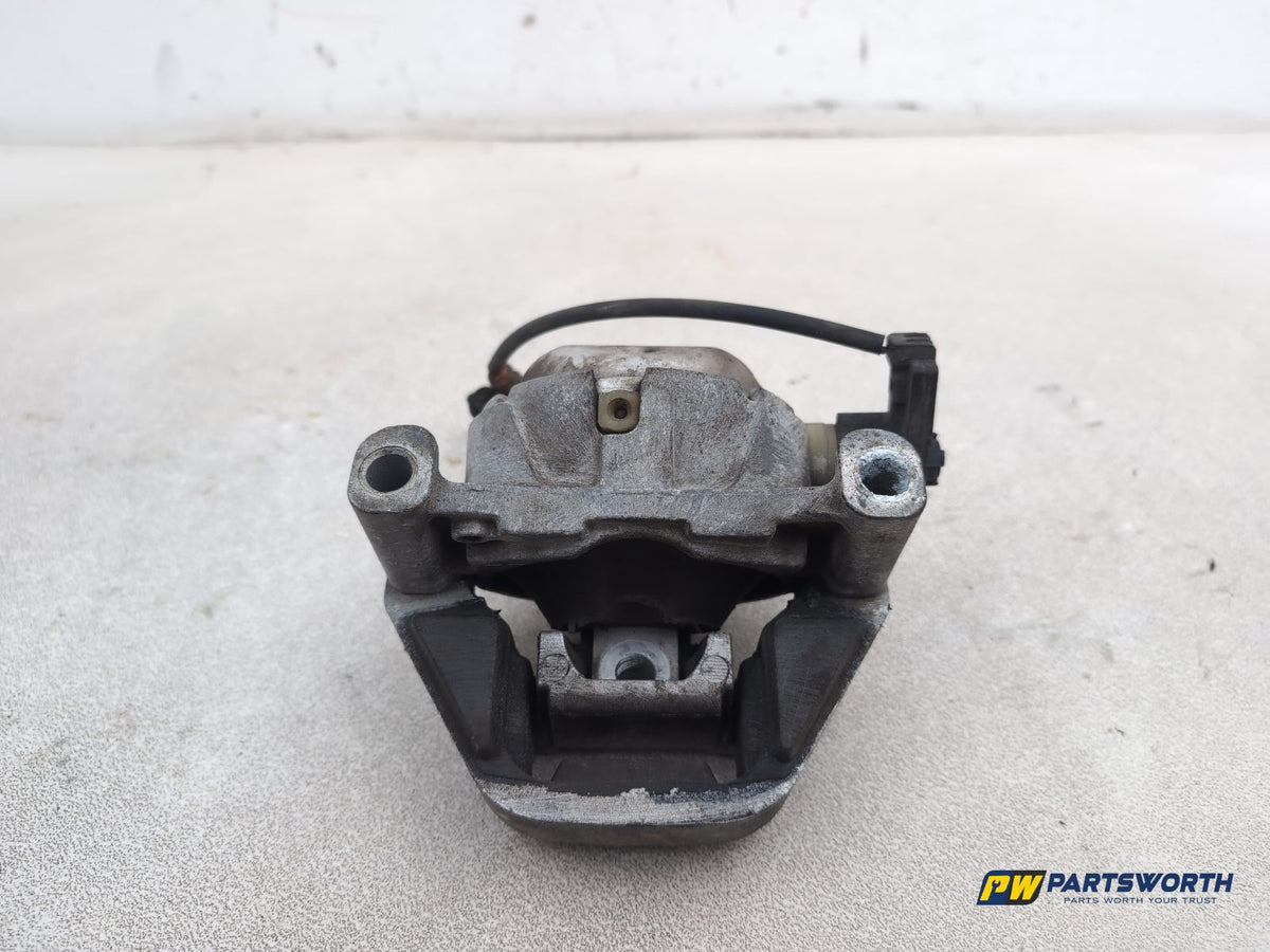 Engine Mounting Bracket 4